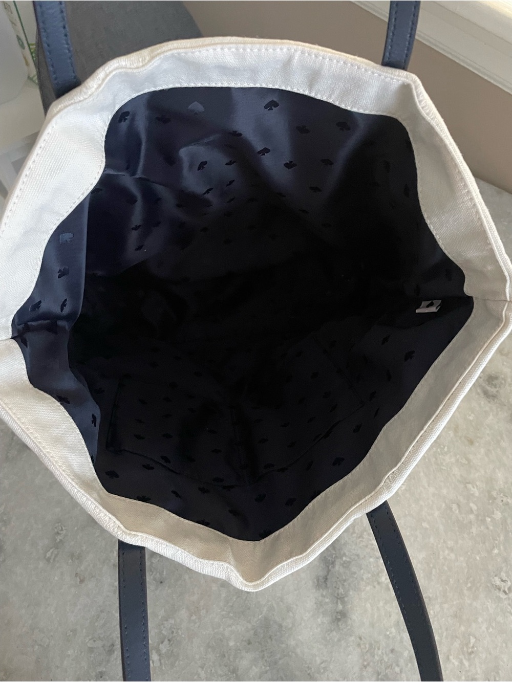 Kate Spade Chestnut Street 'Cheers Darling' Bon Shopper Tote - Picture 11 of 13